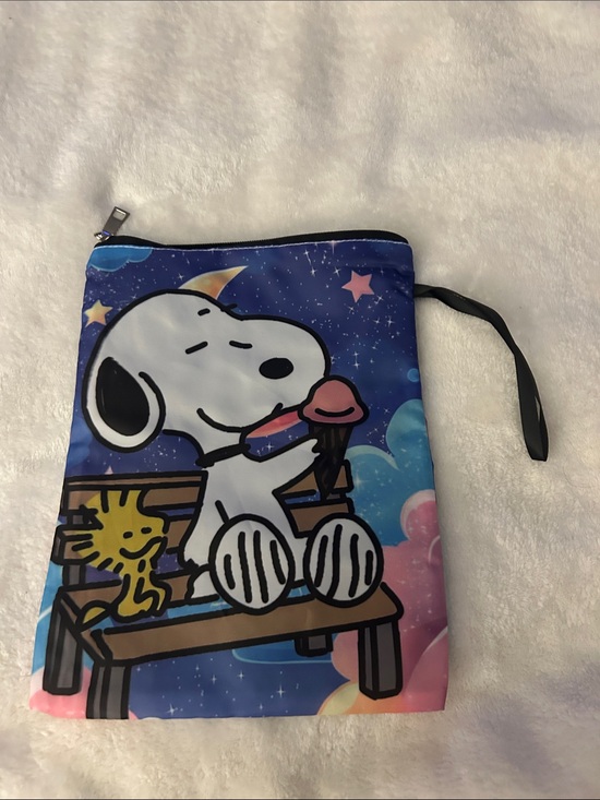 Peanuts Accessories - Peanuts Snoopy & Woodstock tablet Pouch